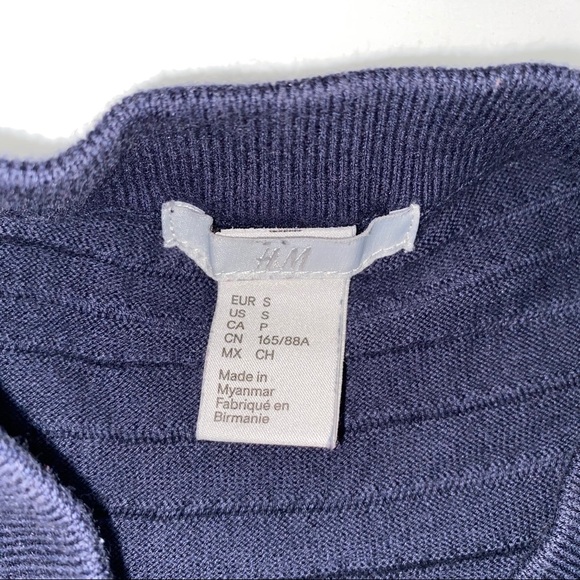 H&M NAVY BLUE SHIRT WITH RIBBED PATTERN - Picture 2 of 3